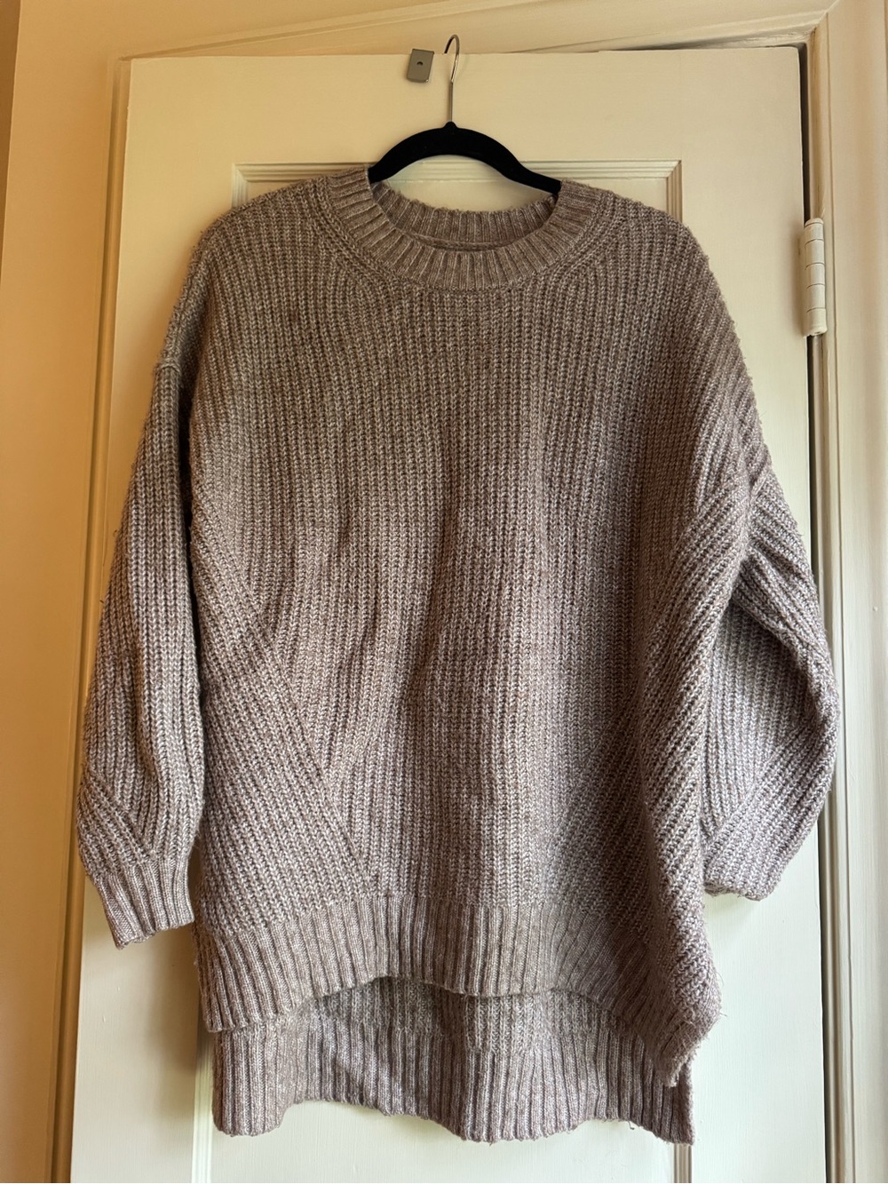 American Eagle Outfitters Ribbed Crewneck Sweater - Taupe